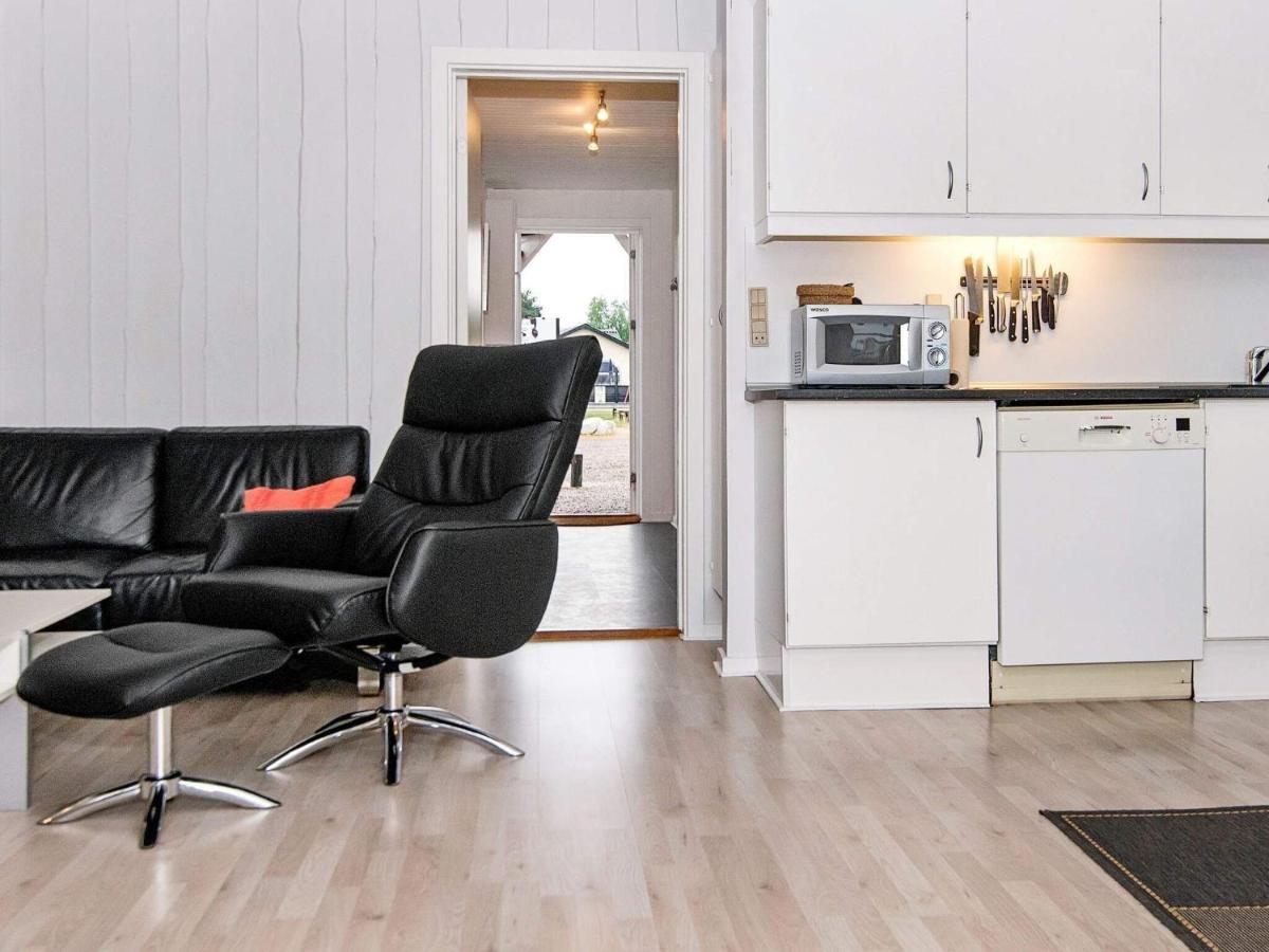 4 Person Holiday Home In R M Rømø Kirkeby Esterno foto