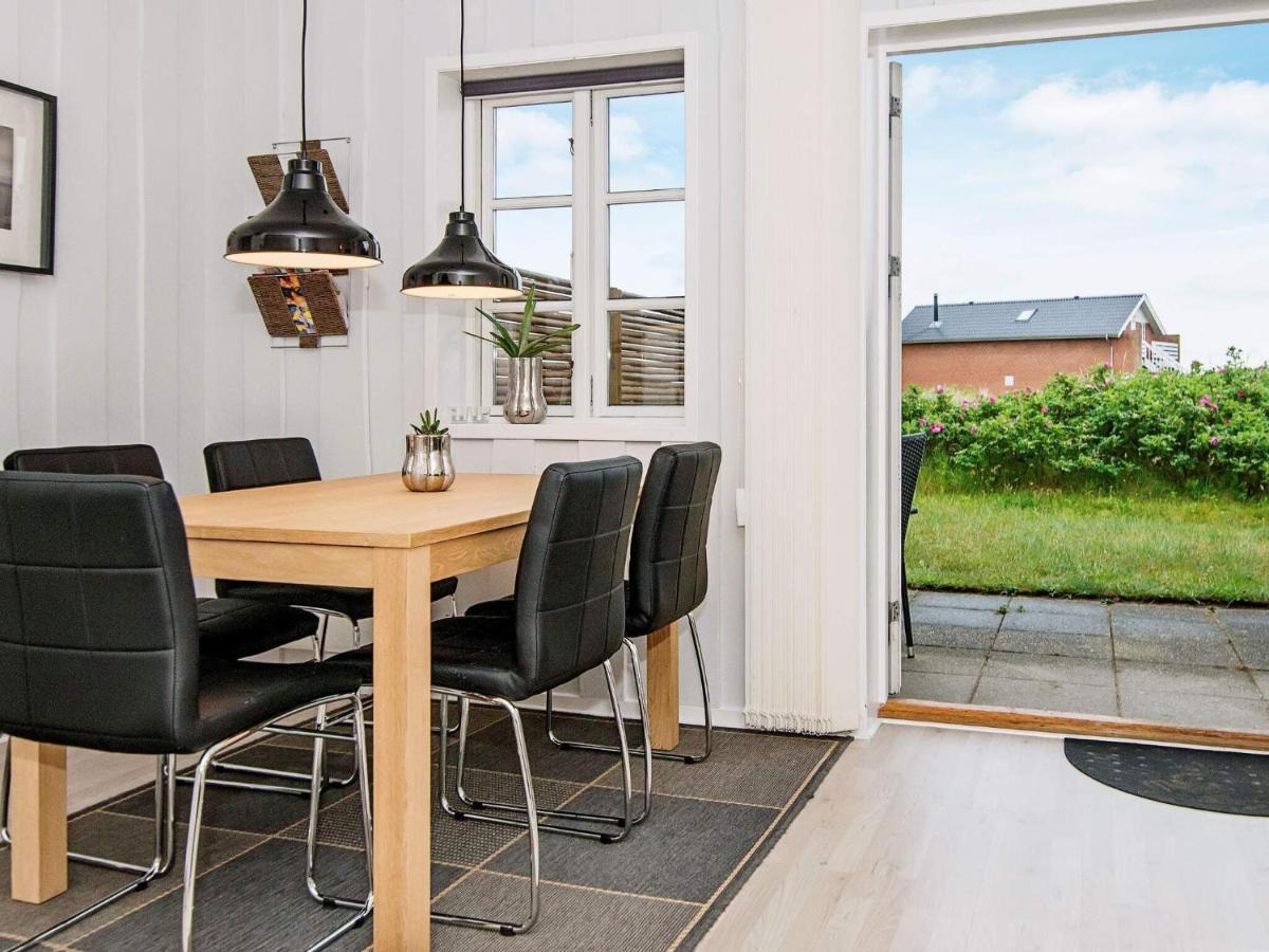 4 Person Holiday Home In R M Rømø Kirkeby Esterno foto